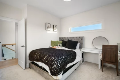 Powder Room Photo of 2055 167a Street, Surrey, BC