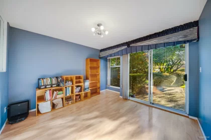 Breakfast Nook Photo of 173 16080 82 Avenue, Surrey, BC