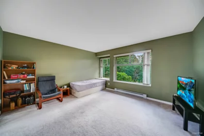 Laundry Room Photo of 173 16080 82 Avenue, Surrey, BC