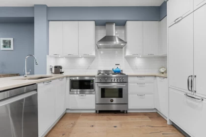 8121 Shaughnessy Street, Vancouver, BC, Vancouver — Townhouse for sale
