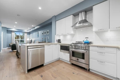 8121 Shaughnessy Street, Vancouver, BC, Vancouver — Townhouse for sale
