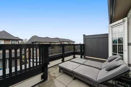 Front Yard Photo of 8121 Shaughnessy Street, Vancouver, BC