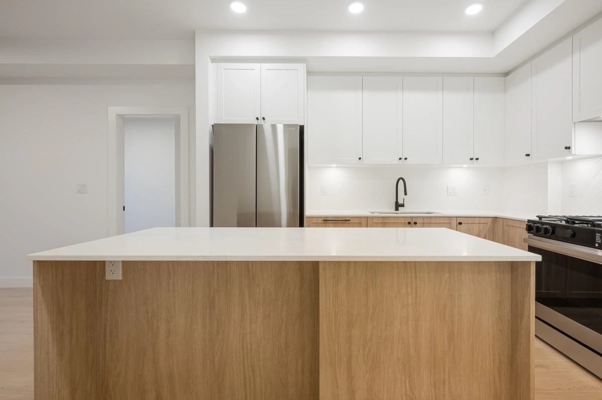 Kitchen Photo of 404 19885 76 Avenue, Langley, BC