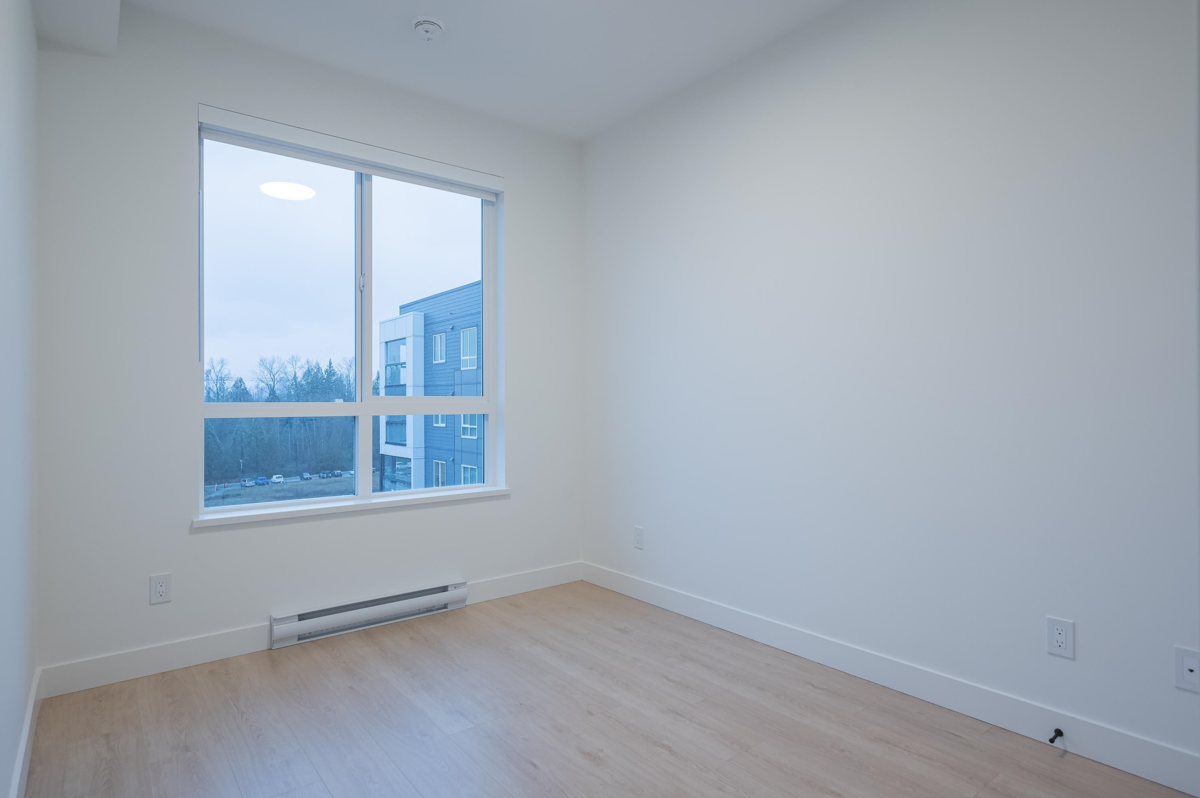 Laundry Room Photo of 404 19885 76 Avenue, Langley, BC