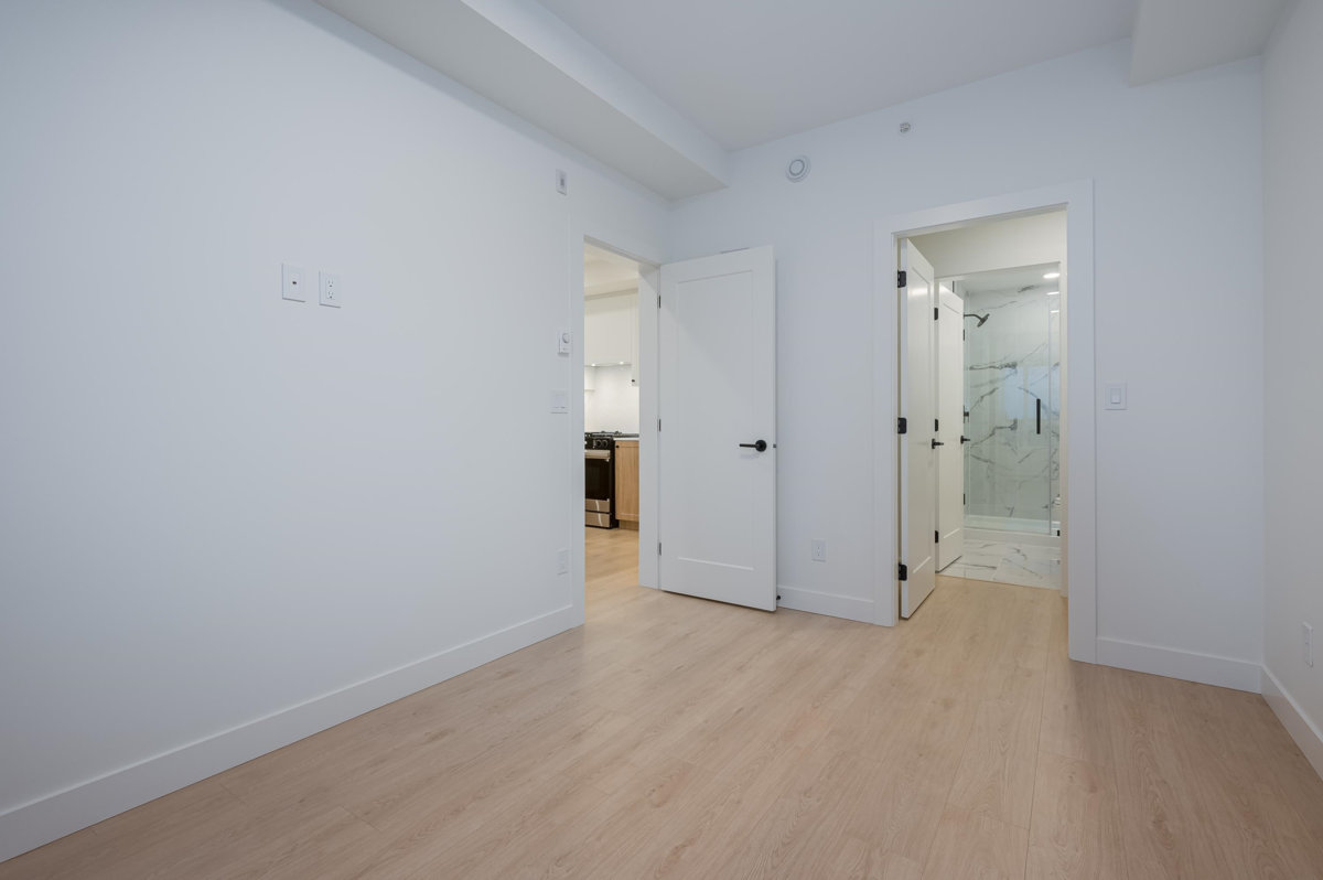 Powder Room Photo of 404 19885 76 Avenue, Langley, BC