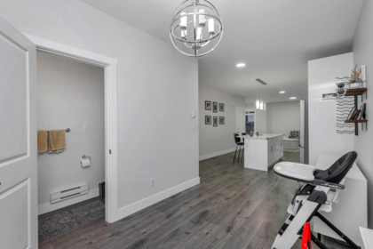 Entry Foyer Photo of 13 3323 Rockhill Place, Abbotsford, BC