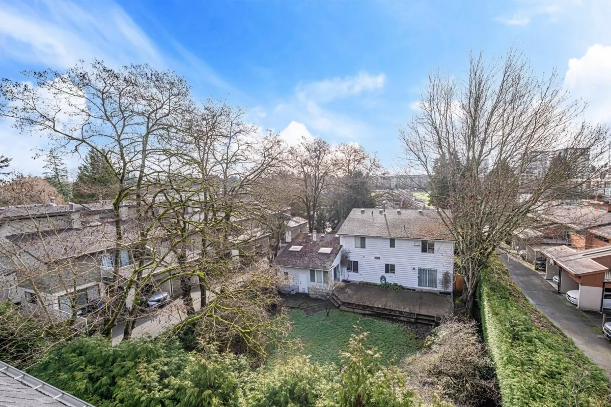 Front Yard Photo of 20 8888 Spires Road, Richmond, BC