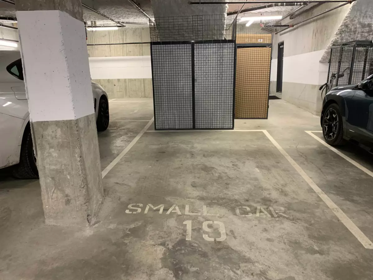 Hot Tub / Spa Photo of 20 8888 Spires Road, Richmond, BC