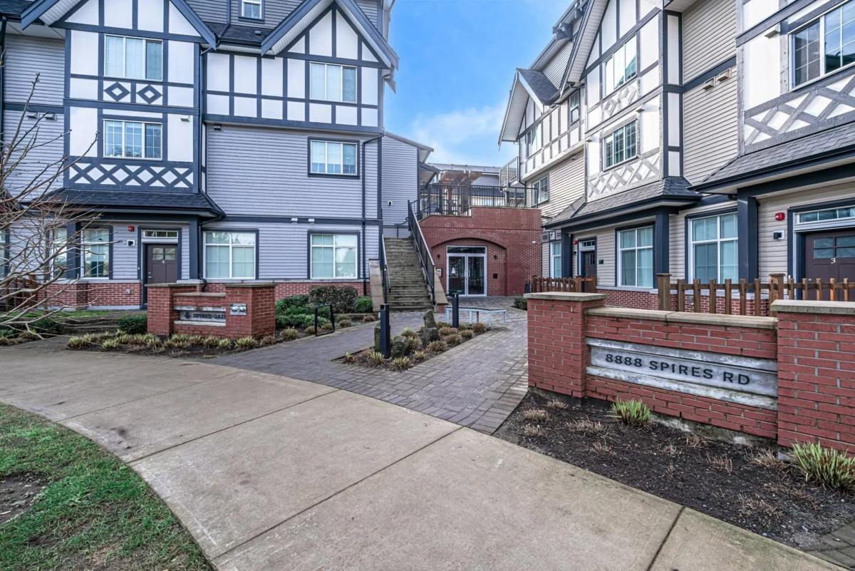 Primary Bathroom Photo of 20 8888 Spires Road, Richmond, BC