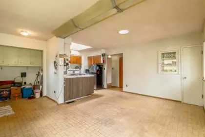Mudroom Photo of 4638 Royal Oak Avenue, Burnaby, BC