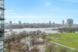 8A 199 Drake Street, Vancouver, BC