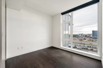 Walk-In Closet Photo of 923 3300 Ketcheson Road, Richmond, BC