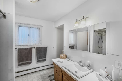 Walk-In Closet Photo of 31908 Old Yale Road, Abbotsford, BC