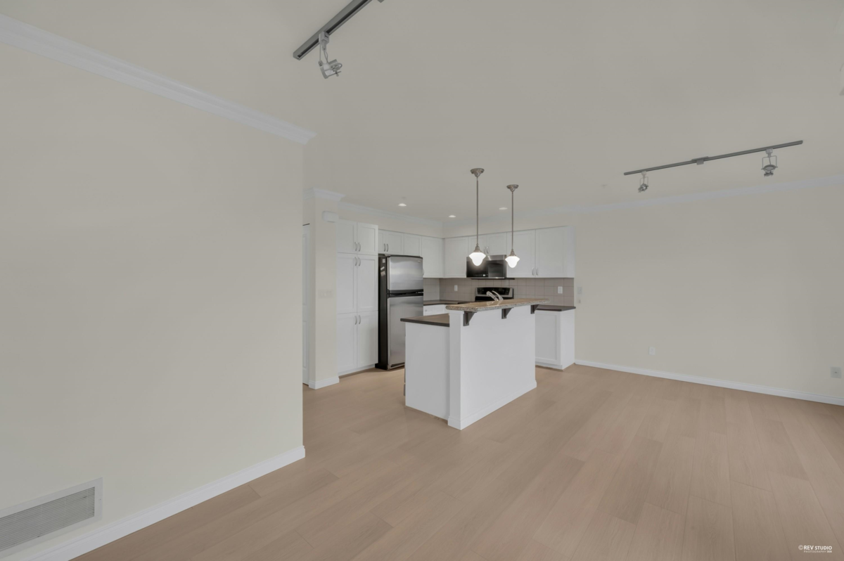 Staircase Photo of 179 12040 68 Avenue, Surrey, BC