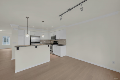 Hallway Photo of 179 12040 68 Avenue, Surrey, BC