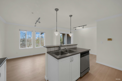Laundry Room Photo of 179 12040 68 Avenue, Surrey, BC