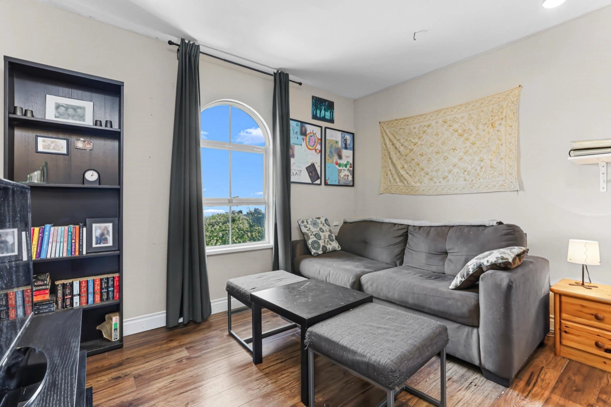 Guest Bathroom Photo of 1 13925 70 Avenue, Surrey, BC