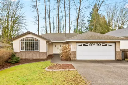 3302 Robson Drive, Coquitlam, BC, Coquitlam — Single Family Residence for sale