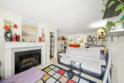 Kitchen Island Photo of 203 9584 Manchester Drive, Burnaby, BC