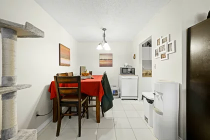 Primary Bedroom Photo of 203 9584 Manchester Drive, Burnaby, BC