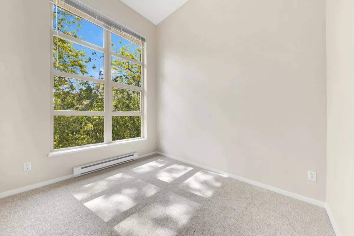 Guest Bathroom Photo of 414 9339 University Crescent, Burnaby, BC