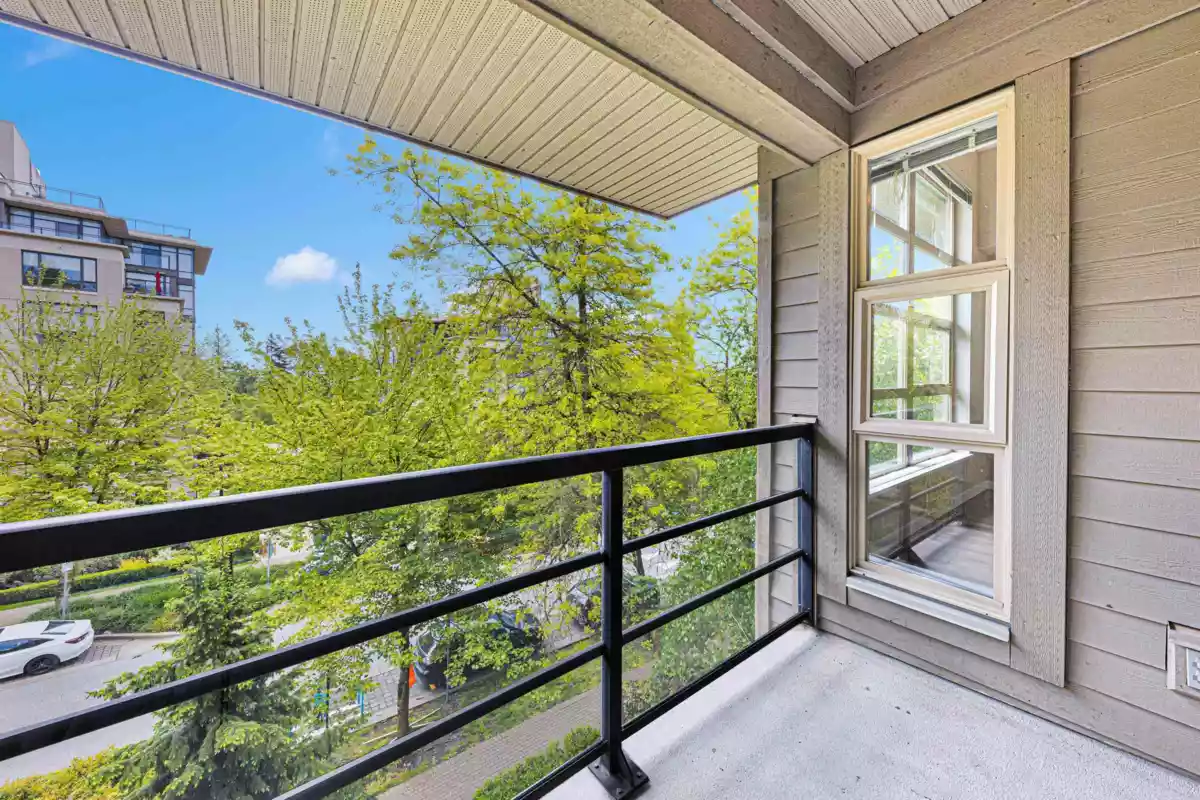 Primary Bedroom Photo of 414 9339 University Crescent, Burnaby, BC