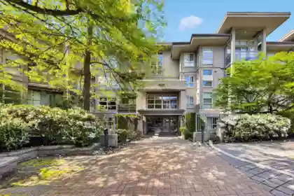 414 9339 University Crescent, Burnaby, BC, Simon Fraser Univer. — 3 bed apartment/condo for sale