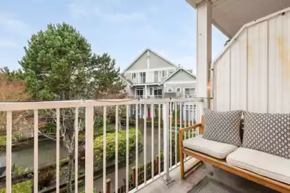 Kitchen Photo of 24 6300 London Road, Richmond, BC