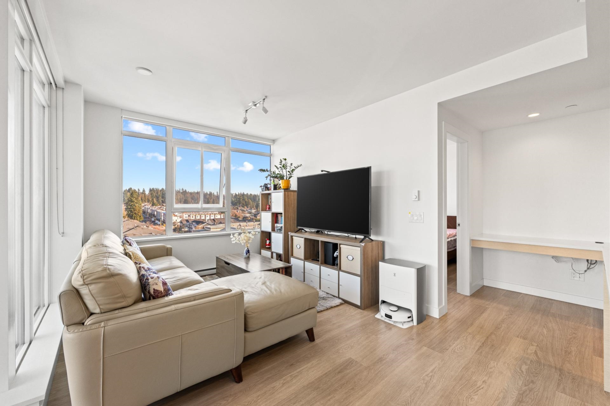 Breakfast Nook Photo of 907 525 Foster Avenue, Coquitlam, BC