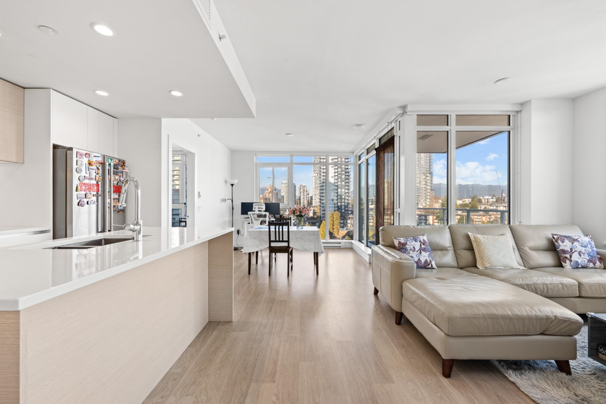 Pantry Photo of 907 525 Foster Avenue, Coquitlam, BC