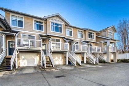 205 20033 70 Avenue, Langley, BC, Langley — Townhouse for sale