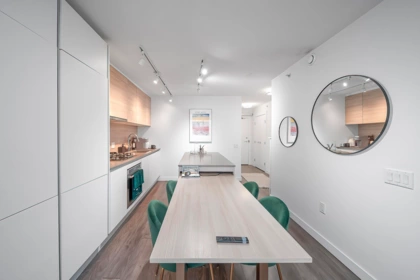710 988 Quayside Drive, New Westminster, BC