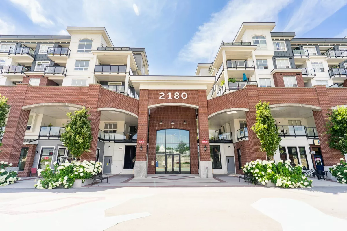 Garage Interior Photo of 3223 2180 Kelly Avenue, Port Coquitlam, BC