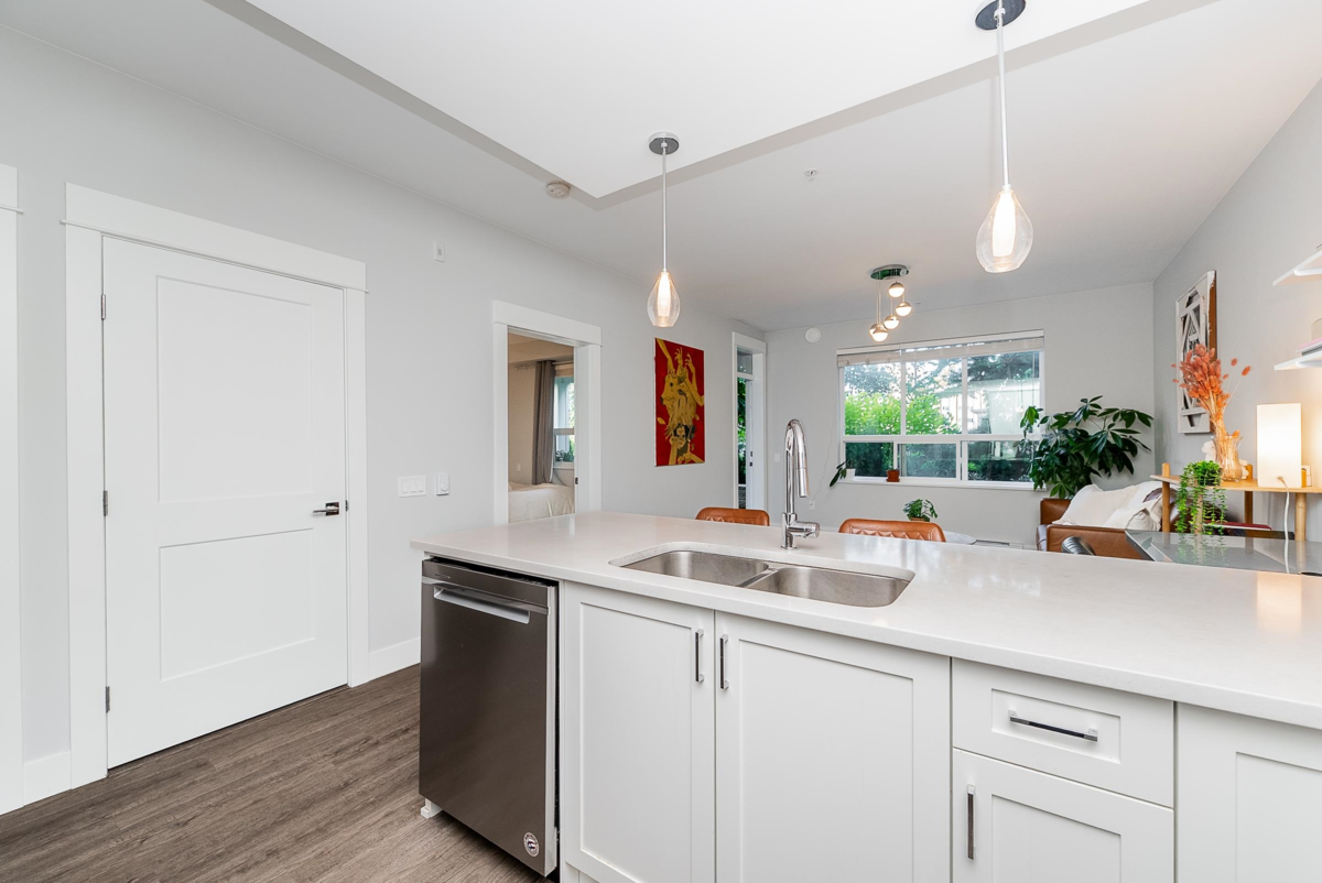 Kitchen Photo of 3223 2180 Kelly Avenue, Port Coquitlam, BC