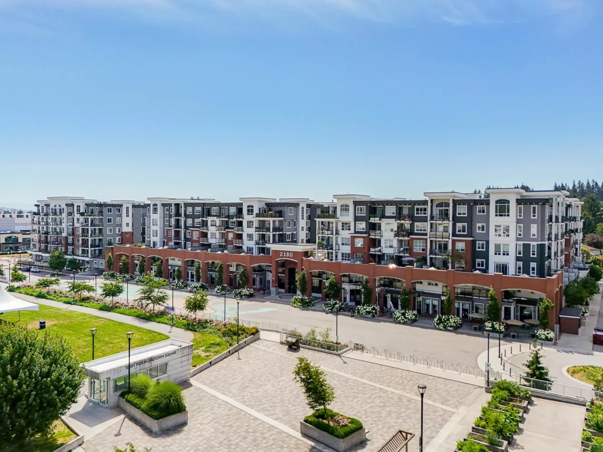 Outdoor Patio Photo of 3223 2180 Kelly Avenue, Port Coquitlam, BC