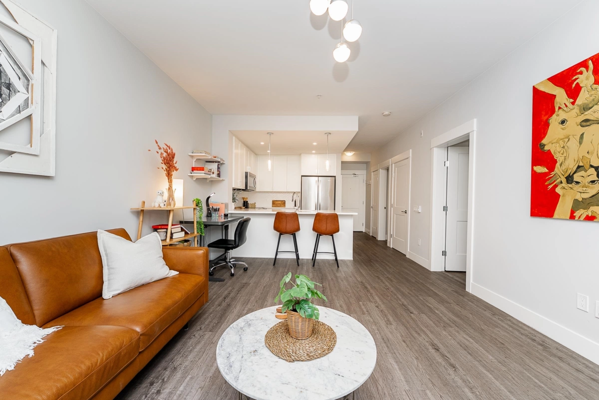 Walk-In Closet Photo of 3223 2180 Kelly Avenue, Port Coquitlam, BC