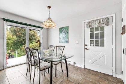 Entry Foyer Photo of 10276 173 Street, Surrey, BC