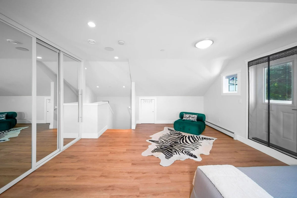 Hallway Photo of 2753 Alma Street, Vancouver, BC