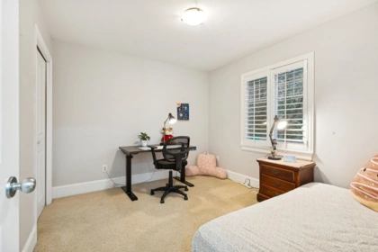 Entry Foyer Photo of 3467 148a Street, Surrey, BC