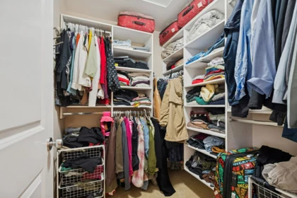 Mudroom Photo of 3467 148a Street, Surrey, BC