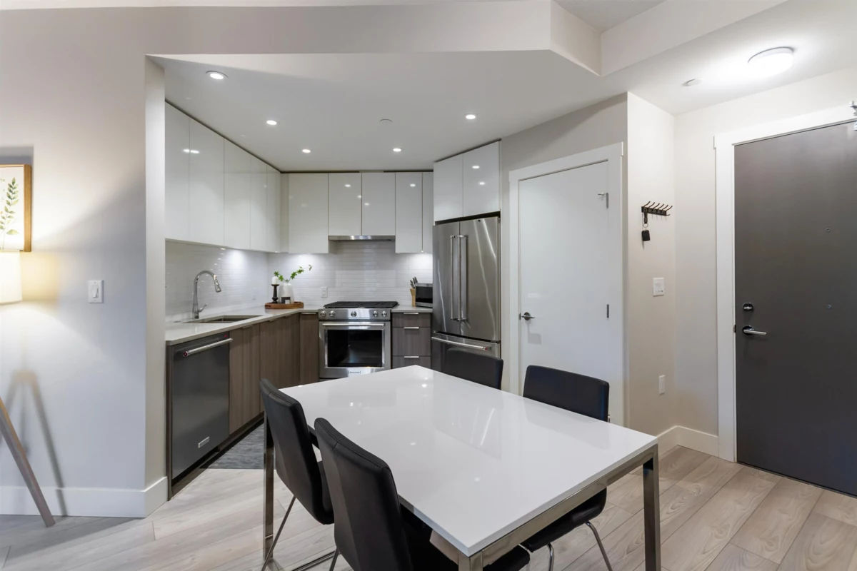 Pantry Photo of 513 3588 Sawmill Crescent, Vancouver, BC