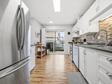 Kitchen Island Photo of 17 2538 Pitt River Road, Port Coquitlam, BC