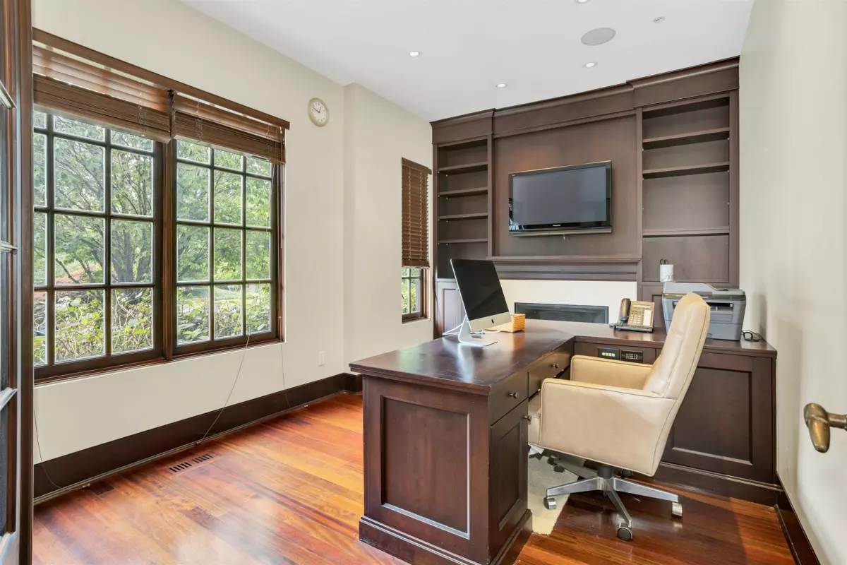 Walk-In Closet Photo of 1807 Acadia Road, Vancouver, BC