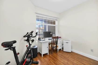 Loft / Bonus Room Photo of 304 588 Twelfth Street, New Westminster, BC