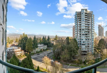 1001 4567 Hazel Street, Burnaby, BC