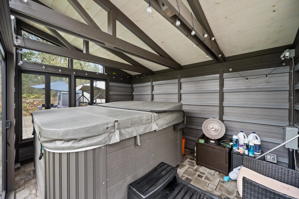 Fitness Center Photo Near 16416 92a Avenue, Surrey, BC