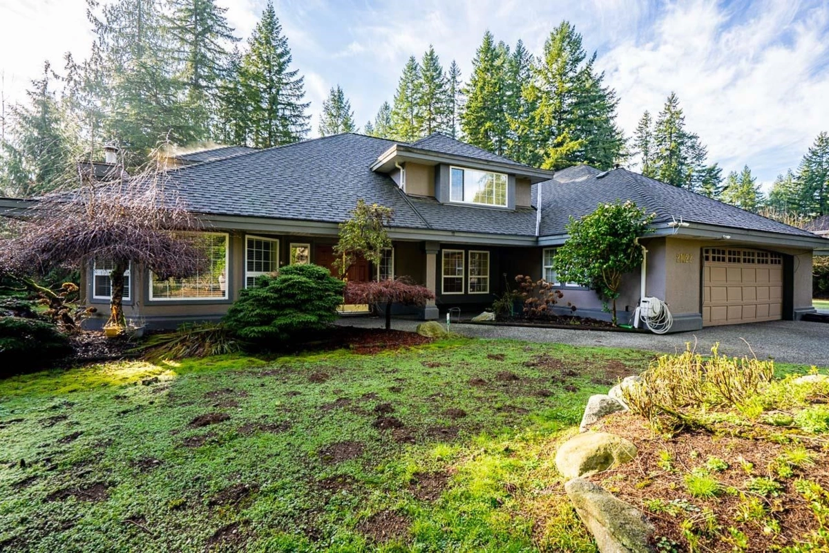 Family Room Photo of 21022 42 Avenue, Langley, BC