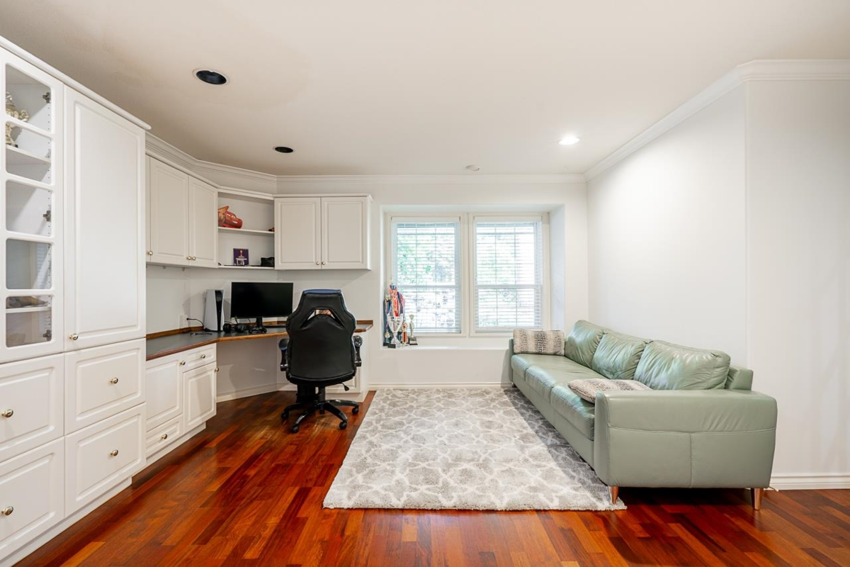 Office / Den Photo of 21022 42 Avenue, Langley, BC