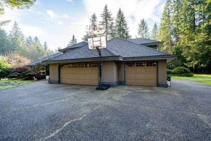 21022 42 Avenue, Langley, BC