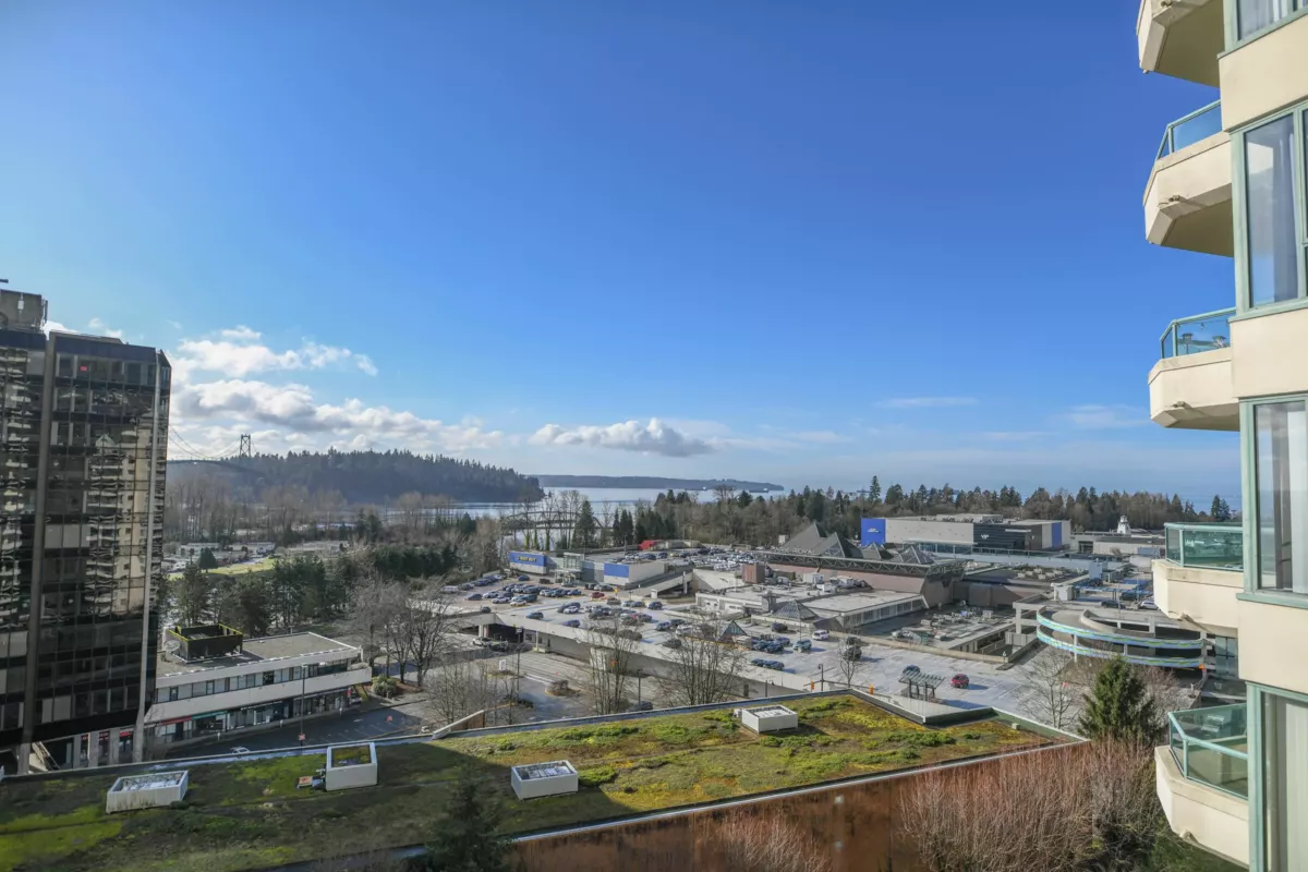 Office / Den Photo of 15B 338 Taylor Way, West Vancouver, BC